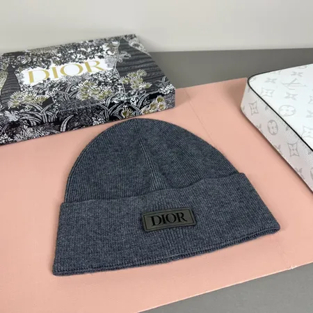ディオール 帽子