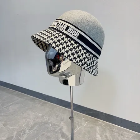 ディオール 帽子