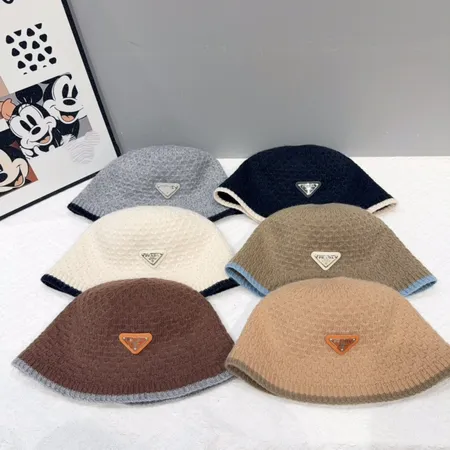プラダ 帽子