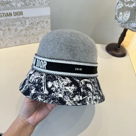 ディオール 帽子