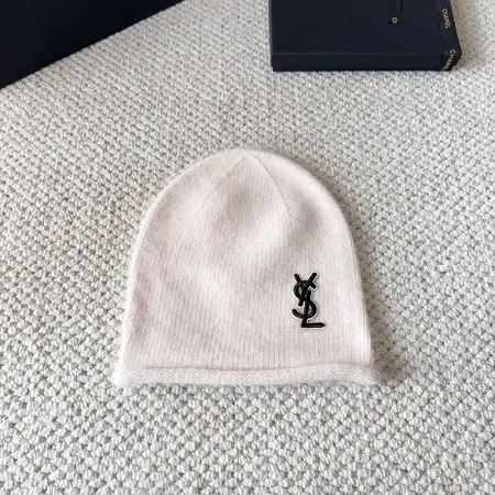 イブサンローラン 帽子
