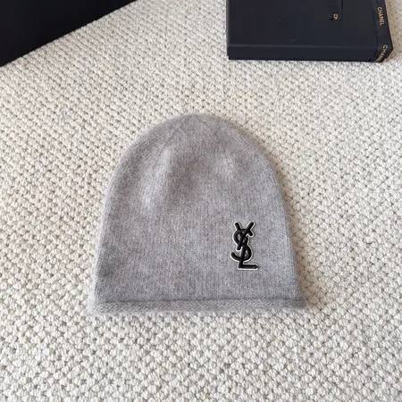 イブサンローラン 帽子
