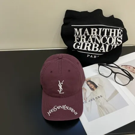 イブサンローラン 帽子