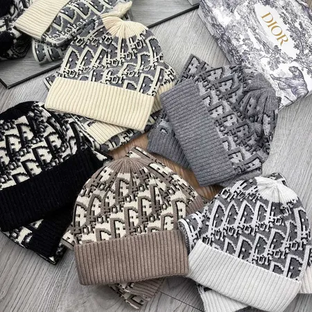 ディオール 帽子