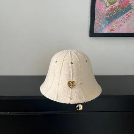 イブサンローラン 帽子