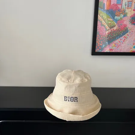 ディオール 帽子