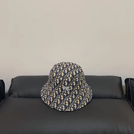 ディオール 帽子