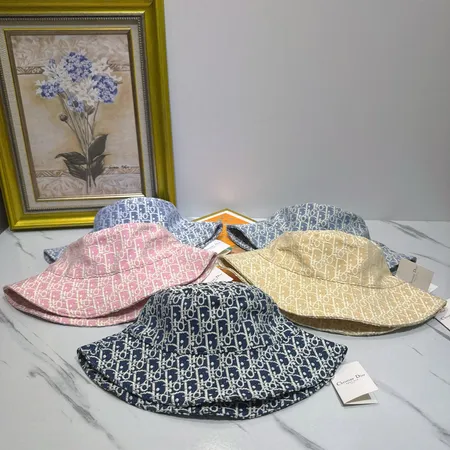 ディオール 帽子