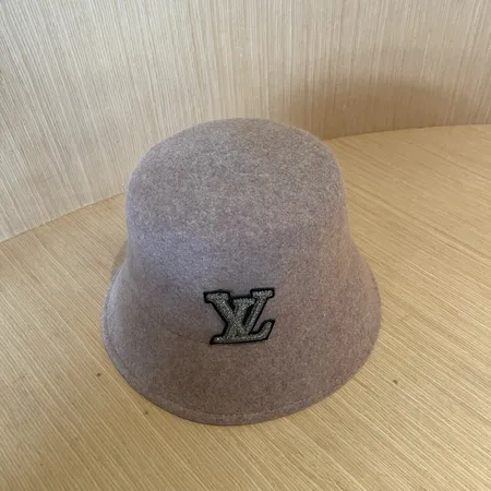 ルイヴィトン 帽子