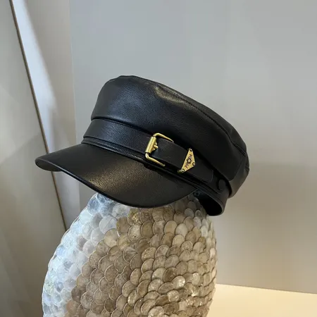 プラダ 帽子