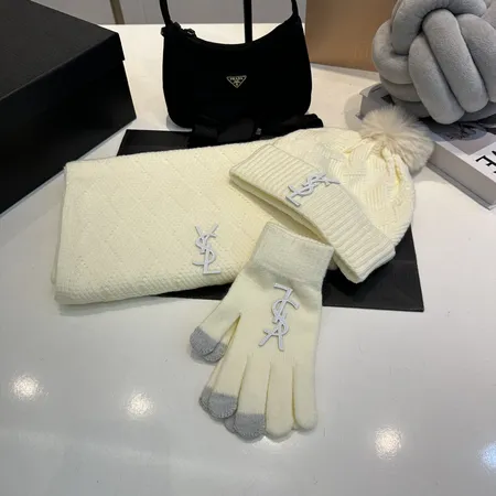 イブサンローラン 帽子