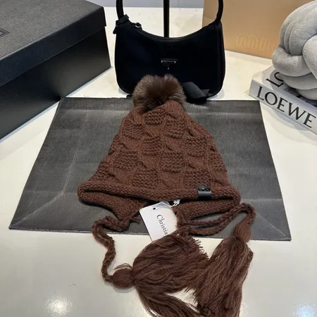 ディオール 帽子