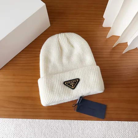 プラダ 帽子