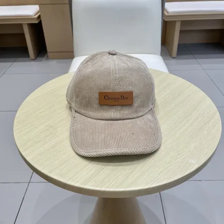 ディオール 帽子