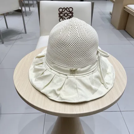 ディオール 帽子