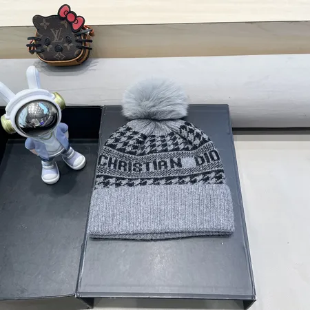 ディオール 帽子