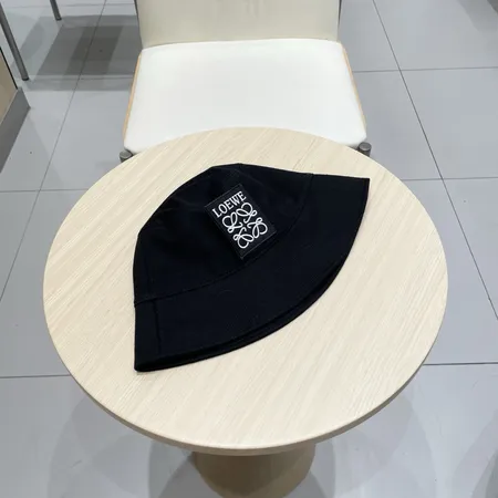 ロエベ 帽子