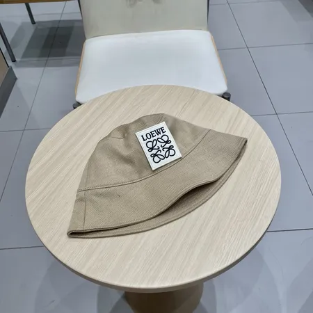 ロエベ 帽子