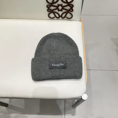 ディオール 帽子