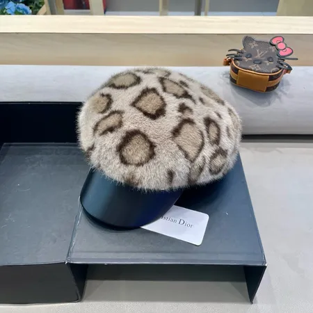 ディオール 帽子