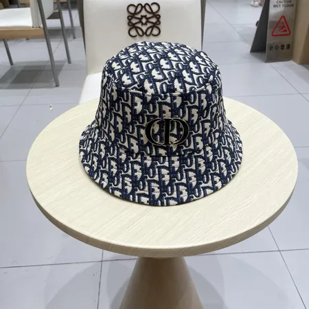 ディオール 帽子