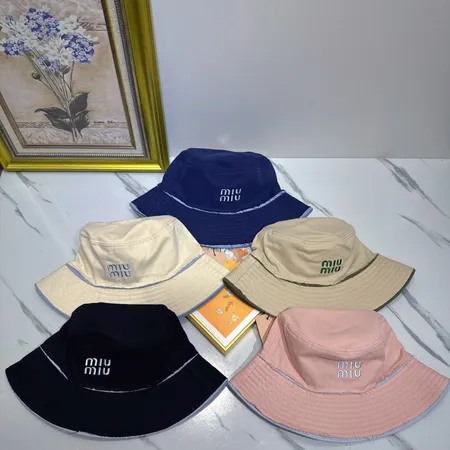 ミュウミュウ 帽子