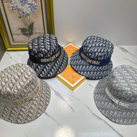 ディオール 帽子