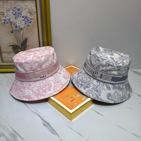 ディオール 帽子