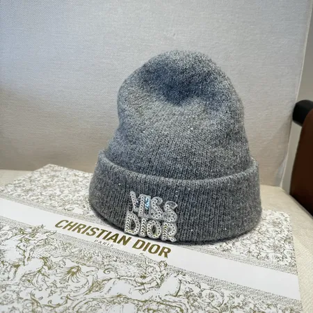 ディオール 帽子