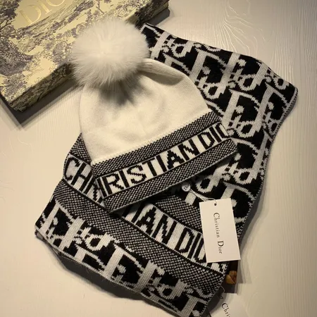 ディオール 帽子