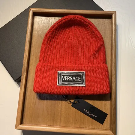 ヴェルサーチ 帽子