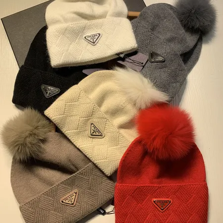プラダ 帽子