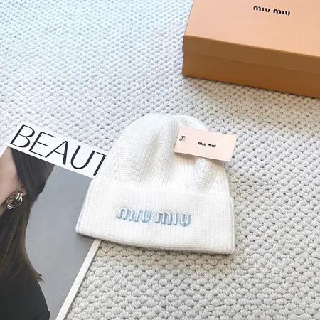 ミュウミュウ 帽子