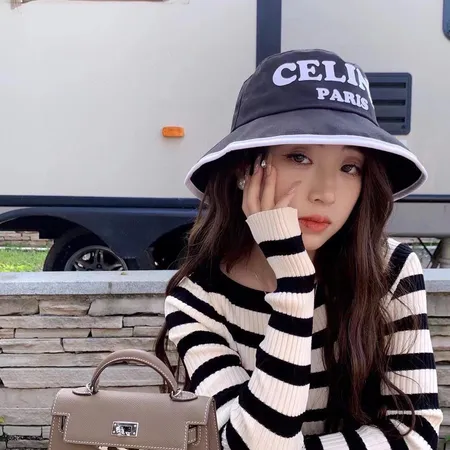 セリーヌ 帽子