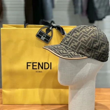 フェンディ 帽子