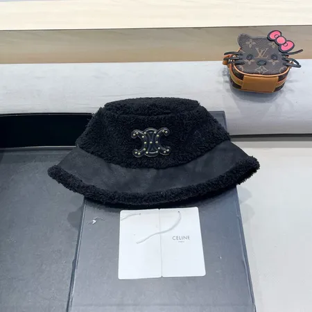 セリーヌ 帽子