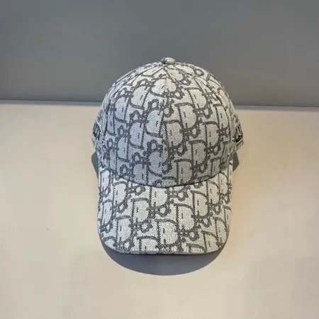 ディオール 帽子