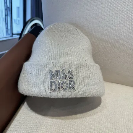 ディオール 帽子