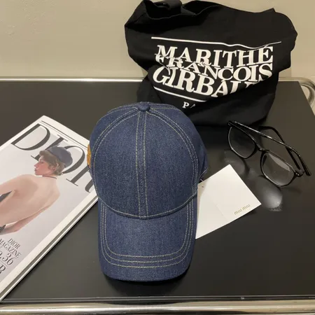 ミュウミュウ 帽子