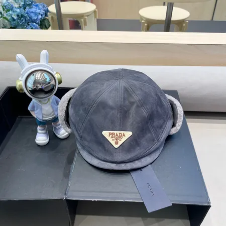 プラダ 帽子