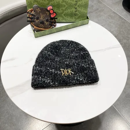 ディオール 帽子