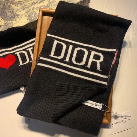 ディオール 帽子