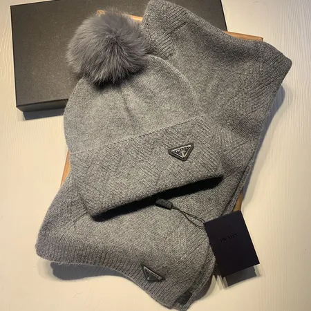 プラダ 帽子