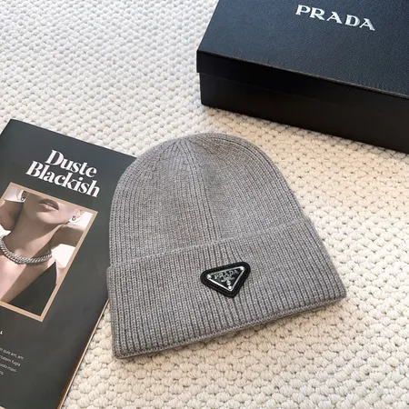プラダ 帽子