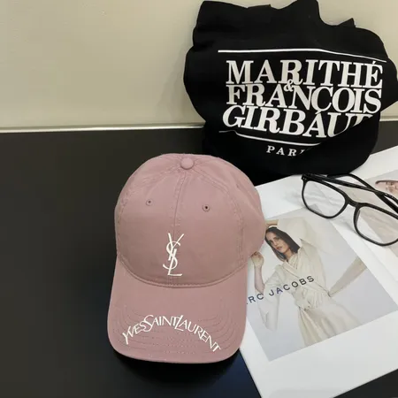 イブサンローラン 帽子