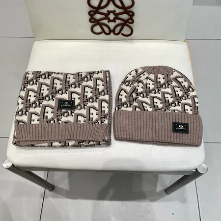 ディオール 帽子