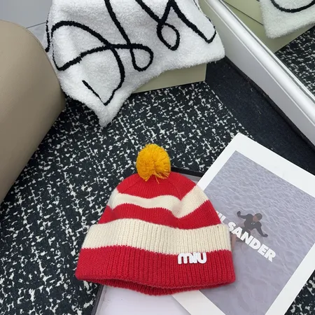 ミュウミュウ 帽子