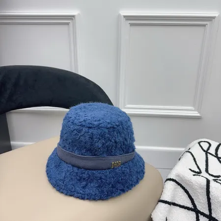 ディオール 帽子