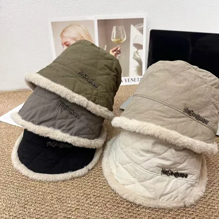 イブサンローラン 帽子