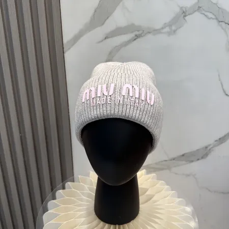 ミュウミュウ 帽子